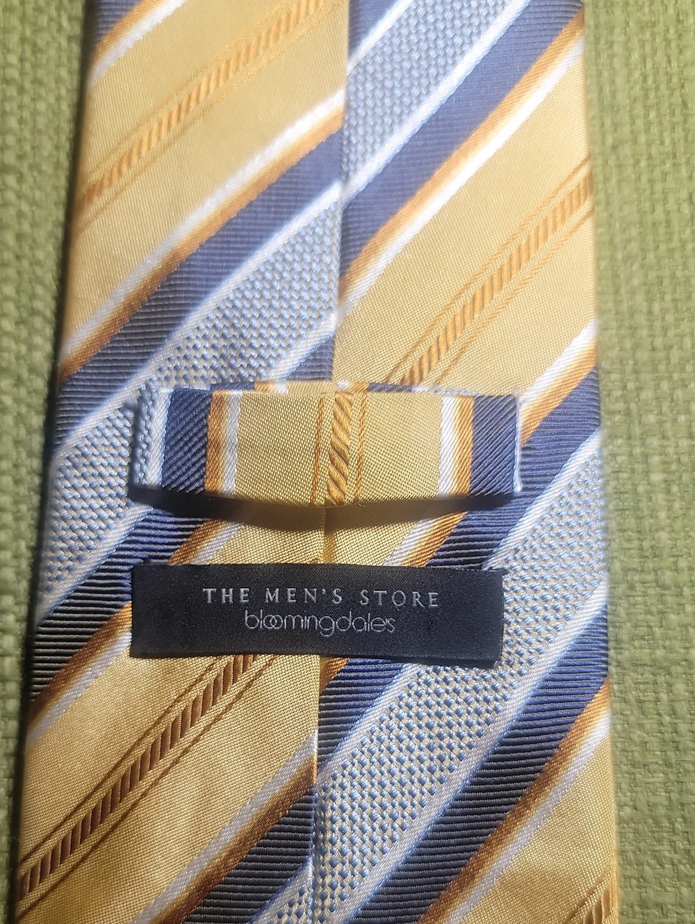 Bloomingdales Men's Striped Yellow and Gray Silk Tie - Classic Formal Accessory